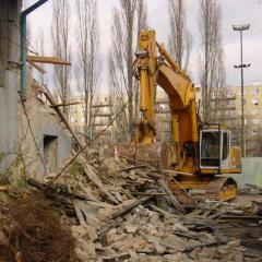 Obrázok UDERNICKA-BA_2002-11-19-12h15m26.JPG z galérie - Demolácia bytového domu - Údernícka ul Bratislava