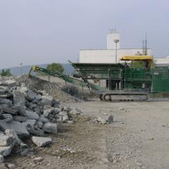 Obrázok ZABI_MAJER_2005-10-05-10h09m54.JPG z galérie - Demolácia a recyklácia betónových plôch - Žabí Majer Bratislava