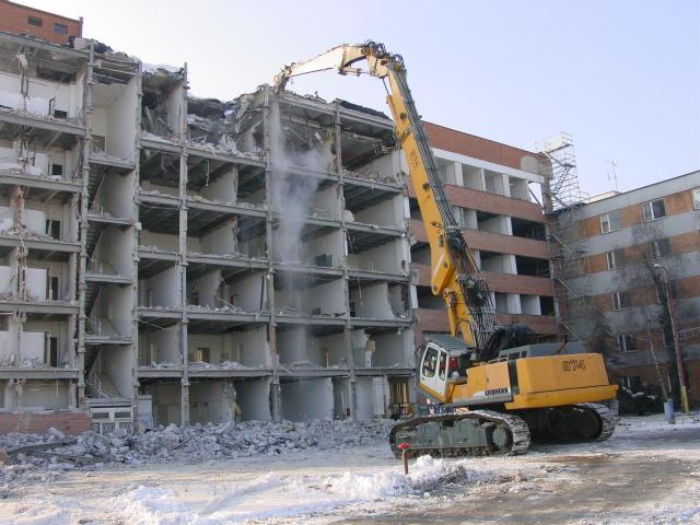 Demolácia objektu Elektrovodu - Čulenova