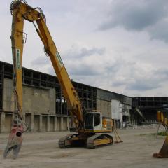Obrázok SCBB-SPOL_SKLADKA_2005-07-01-12h58m04.JPG z galérie - Demolácia objektov spoločná skládka - SCBB
