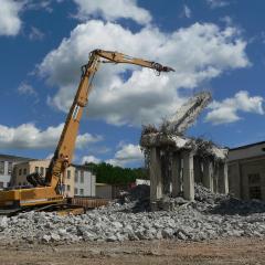 Obrázok SCBB-SPOL_SKLADKA_2005-07-21-10h58m32-1.JPG z galérie - Demolácia objektov spoločná skládka - SCBB