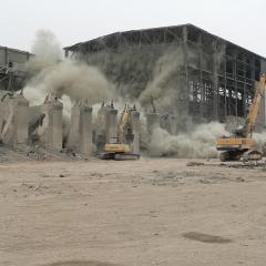 Obrázok SCBB-SPOL_SKLADKA_2005-11-16-10h57m01.JPG z galérie - Demolácia objektov spoločná skládka - SCBB