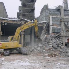 Obrázok SCBB-SPOL_SKLADKA_2006-01-12-13h28m01.JPG z galérie - Demolácia objektov spoločná skládka - SCBB