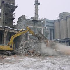 Obrázok SCBB-SPOL_SKLADKA_2006-01-12-13h30m28.JPG z galérie - Demolácia objektov spoločná skládka - SCBB