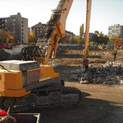 Obrázok KUPELE-CENTRAL_2008-05-06-10h27m33.jpg z galérie - Demolácia objektov Kúpele Centrál Bratislava