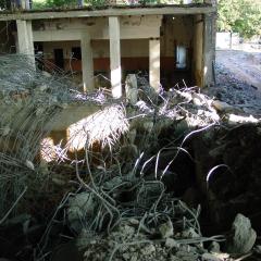 Obrázok KUPELE-CENTRAL_2008-08-11-18h17m24.JPG z galérie - Demolácia objektov Kúpele Centrál Bratislava