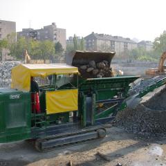 Obrázok KUPELE-CENTRAL_2008-10-10-15h46m17.JPG z galérie - Demolácia objektov Kúpele Centrál Bratislava