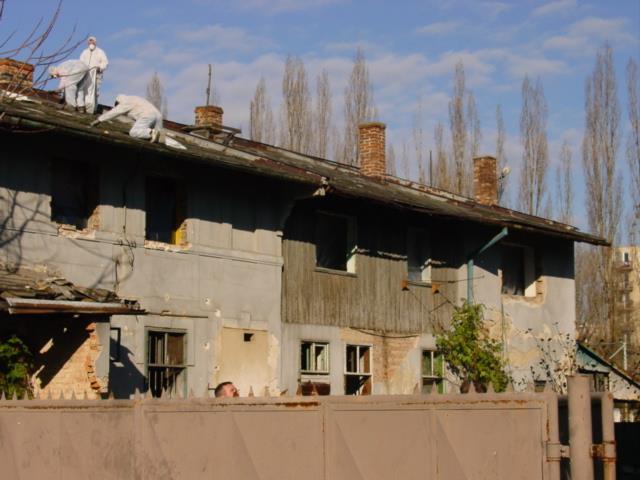 Demolácia bytového domu - Údernícka ul Bratislava