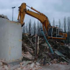 Obrázok UDERNICKA-BA_2002-11-20-17h05m14.JPG z galérie - Demolácia bytového domu - Údernícka ul Bratislava