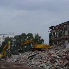 Obrázok ROZADOL_2003-07-18-13h17m08.JPG z galérie - Demolácia objektu ROZADOL