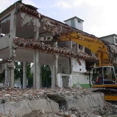 Obrázok ROZADOL_2003-07-30-16h20m51.JPG z galérie - Demolácia objektu ROZADOL