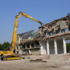 Obrázok ROZADOL_2003-08-04-09h09m21.JPG z galérie - Demolácia objektu ROZADOL