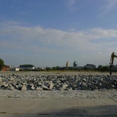 Obrázok ZABI_MAJER_2005-09-14-16h50m02.JPG z galérie Demolácia a recyklácia betónových plôch - Žabí Majer Bratislava