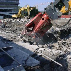 Obrázok GARAZE-PANORAMA1_2007-07-13-09h20m27.JPG z galérie - Demolácia podzemných garáží - Panorama City 1