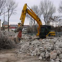 Obrázok MASOKOMBINAT-KOSICKA_2007-12-15-13h19m24.JPG z galérie - Demolácia objektov Mäsokombinátu - Košická ul. Bratislava