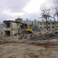 Obrázok MASOKOMBINAT-KOSICKA_2007-12-15-13h19m37.JPG z galérie - Demolácia objektov Mäsokombinátu - Košická ul. Bratislava