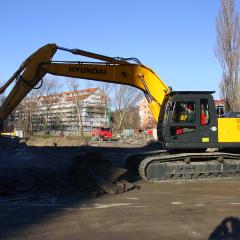Obrázok MASOKOMBINAT-KOSICKA_2008-01-28-10h16m47.JPG z galérie Demolácia objektov Mäsokombinátu - Košická ul. Bratislava