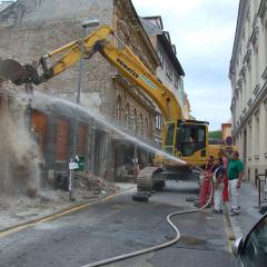 Obrázok KOZIA_2012-06-23-07h03m42.JPG z galérie - Demolácia bytového domu Kozia ul. Bratislava - IKM a.s.