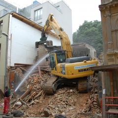 Obrázok KOZIA_2012-06-23-08h25m41.JPG z galérie - Demolácia bytového domu Kozia ul. Bratislava - IKM a.s.