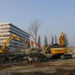 Obrázok VUTT_2013-02-28-16h58m08.JPG z galérie - Demolácia objektov VÚTT Tomášikova - OMNIA a.s. Bratislava