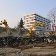 Obrázok VUTT_2013-02-28-16h58m33.JPG z galérie - Demolácia objektov VÚTT Tomášikova - OMNIA a.s. Bratislava