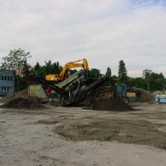 Obrázok VUTT_2013-05-08-09h21m19.JPG z galérie - Demolácia objektov VÚTT Tomášikova - OMNIA a.s. Bratislava