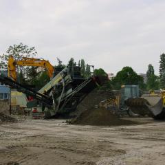 Obrázok VUTT_2013-05-08-09h21m57.JPG z galérie - Demolácia objektov VÚTT Tomášikova - OMNIA a.s. Bratislava