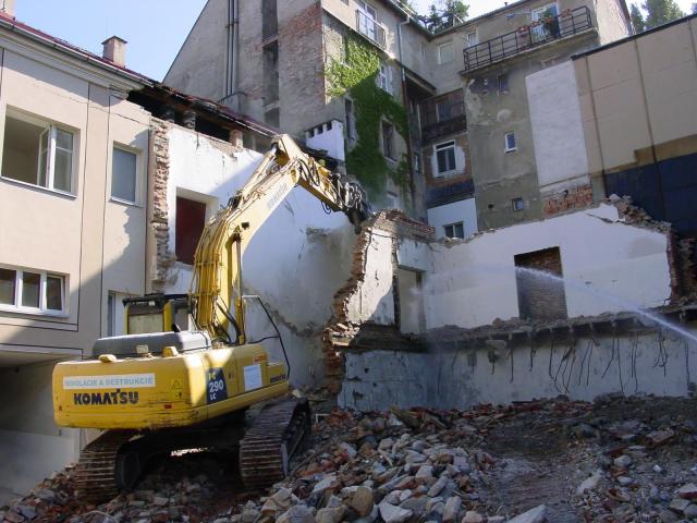 Demolácia a rekonštrukcia objektu sídla kongregácie - Jakubovo Nám. YIT a.s. Bratislava