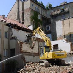 Obrázok JAKOBOVO-NAM_2013-07-02-11h07m44.JPG z galérie - Demolácia a rekonštrukcia objektu sídla kongregácie - Jakubovo Nám. YIT a.s. Bratislava