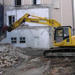 Obrázok JAKOBOVO-NAM_2013-07-12-15h19m06.JPG z galérie - Demolácia a rekonštrukcia objektu sídla kongregácie - Jakubovo Nám. YIT a.s. Bratislava