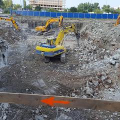 Obrázok GARAZE-PANORAMA3_2016-09-07-15h48m28.jpg z galérie Demolácia podzemných garáží - Panorama City 3