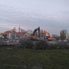 Obrázok SOU-SPAP_2016-11-15-16h24m37.JPG z galérie - Demolácia objektu SOU - SPaP Bratislava