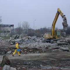 Obrázok DUSLO-ELEKTRO_2011-11-29-16h43m08.JPG z galérie - Demolácia objektov Elektrolýzy - DUSLO a.s. Šaľa