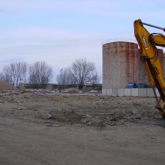 Obrázok LIEHOVAR-LEOPOLDOV_2006-01-26-17h07m43.JPG z galérie - Demolácia objektov liehovaru - Leopoldov
