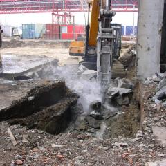 Obrázok LIEHOVAR-LEOPOLDOV_2006-03-30-14h40m57.JPG z galérie - Demolácia objektov liehovaru - Leopoldov