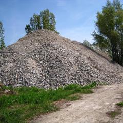 Obrázok LIEHOVAR-LEOPOLDOV_2010-04-29-11h10m55.JPG z galérie - Demolácia objektov liehovaru - Leopoldov